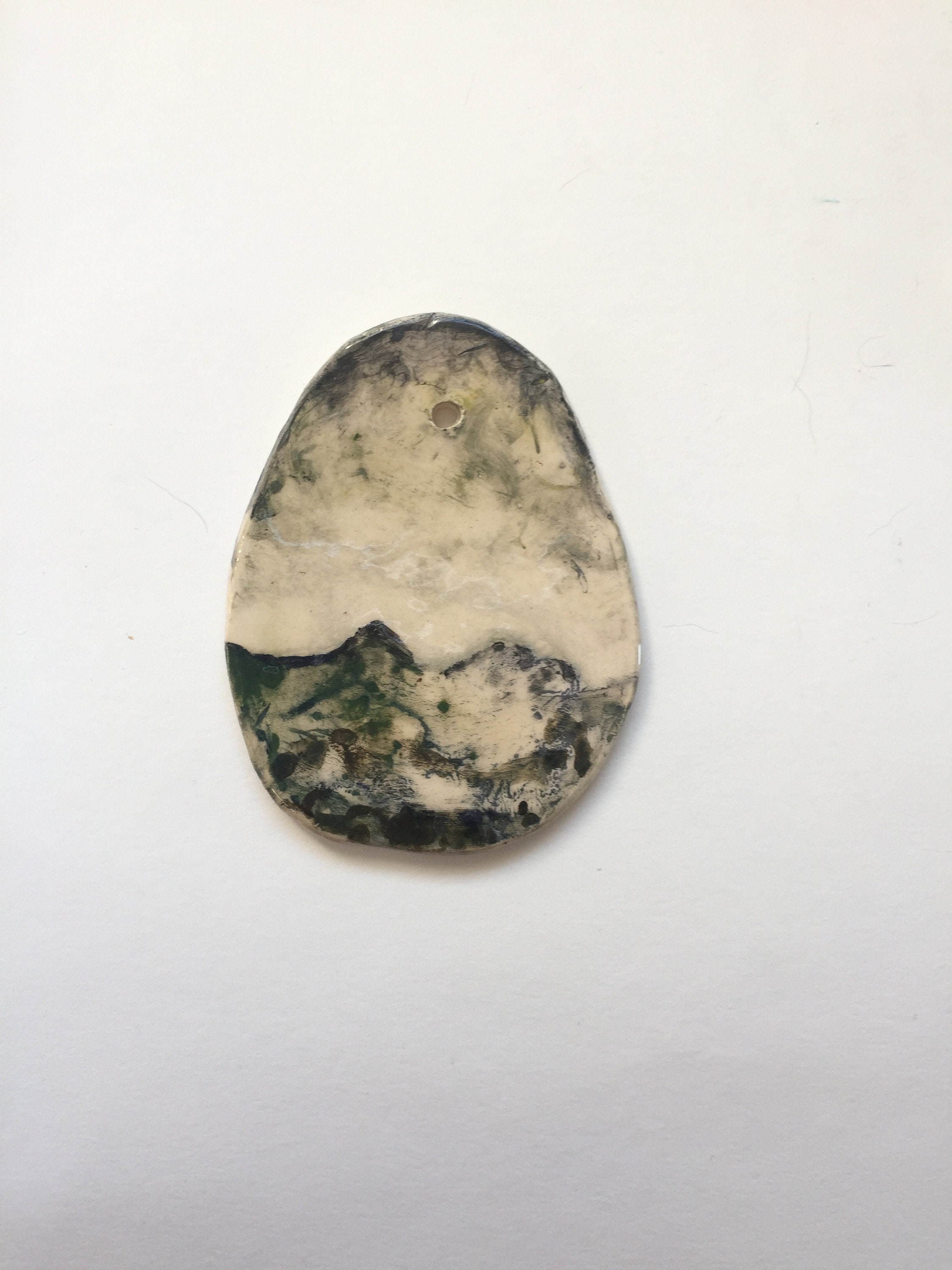 Petit Tableau Ovoïde de Paysage en Céramique