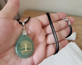 Green semi-precious natural stone Aventurine necklace - Tree of life pendant - Lithotherapy necklace - Birthday gift for women/men