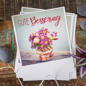 Vintage Postkarte "Gute Besserung" im Polaroid Stil mit pinkem Blumenstrauß | Handlettering Genesungswünsche | Krankheit Genesung | Nr. 110