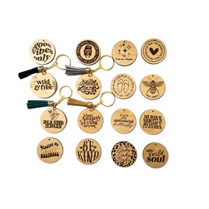 Choice of engraved keychain | 16 options | Small Gift | Personalized Keychain | Mother&#39;s Day Gift | Gift for Coworker Friend | Small Gift