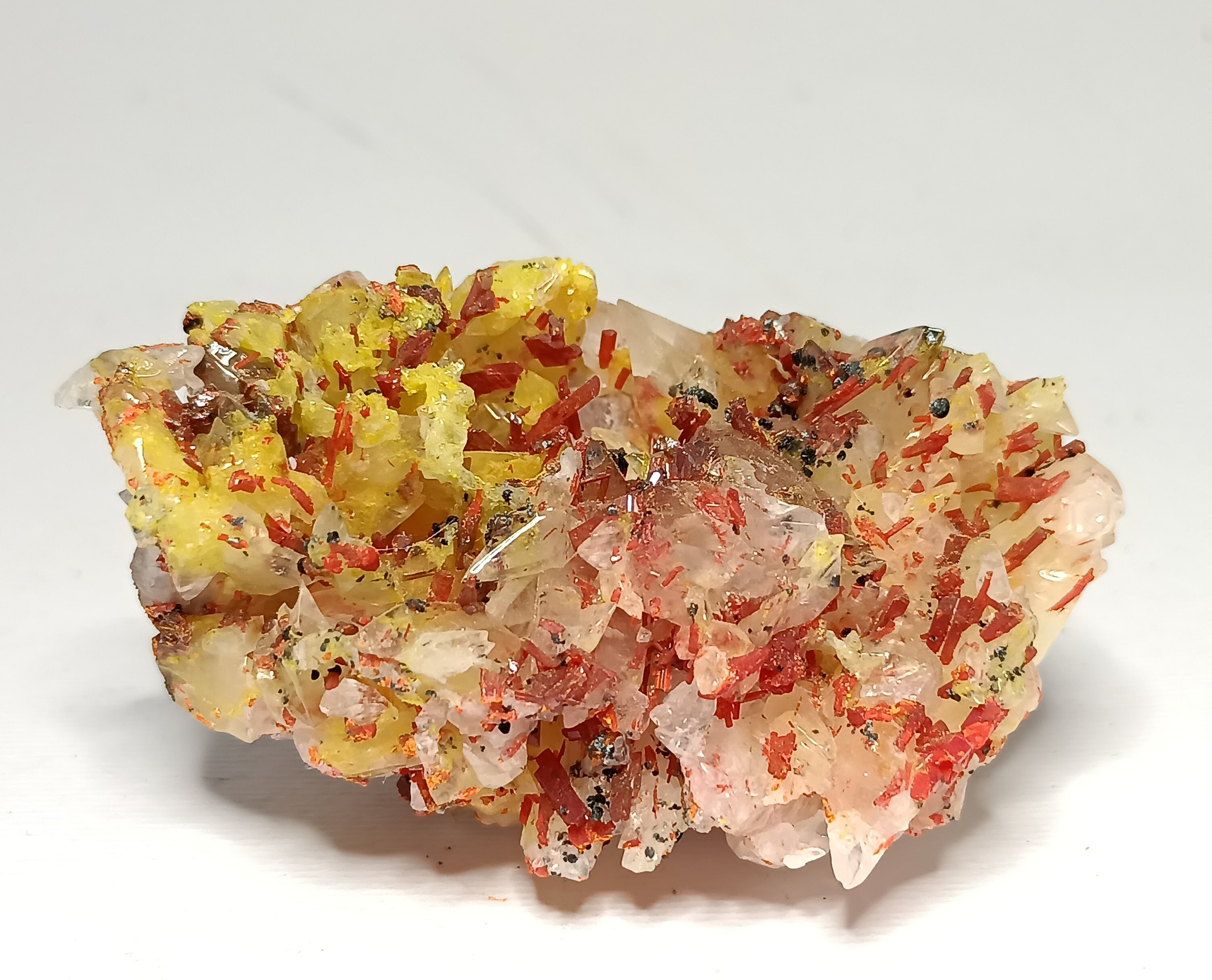 Realgar, Orpiment, Calcite