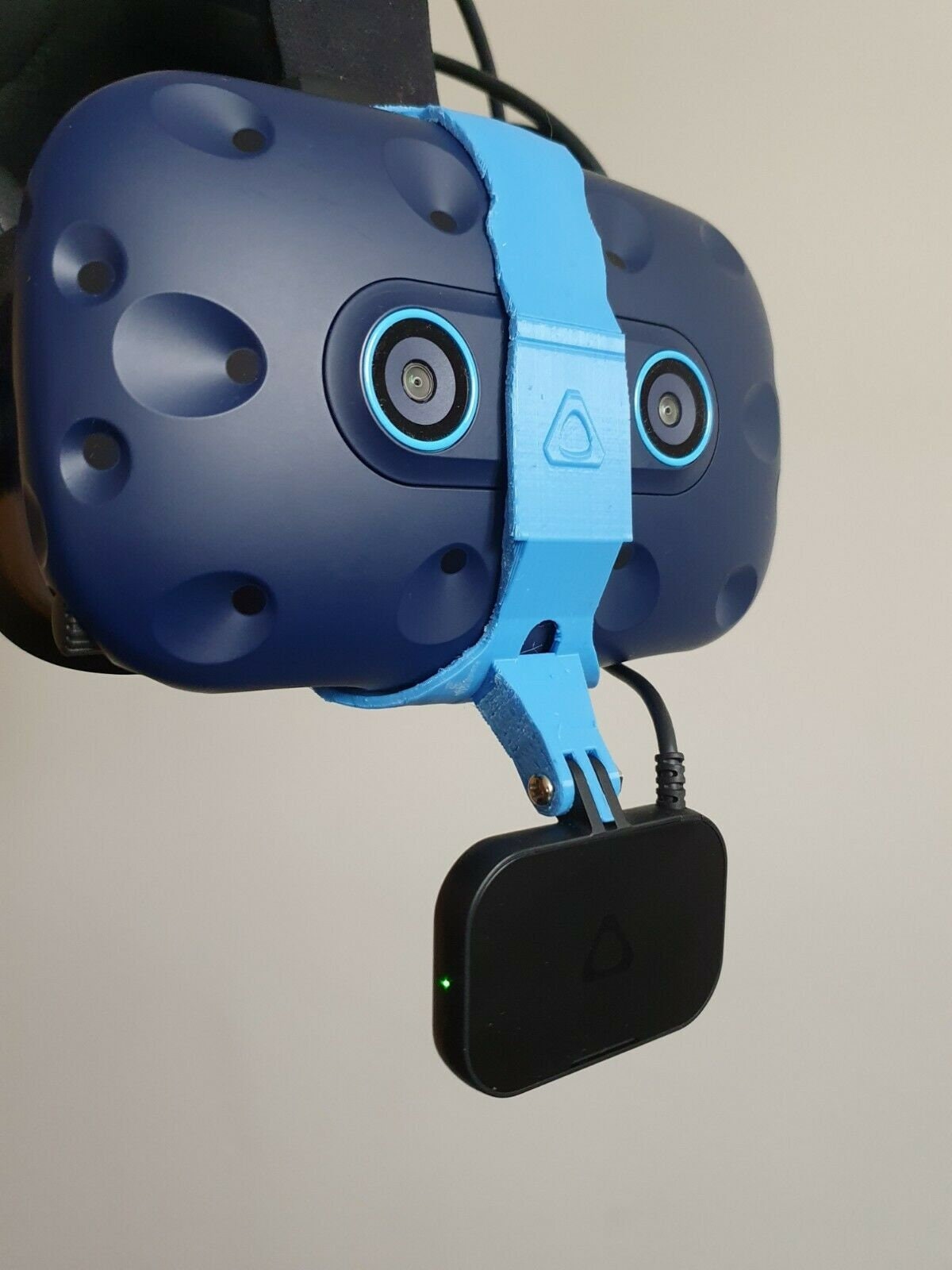 HTC いやらしく VIVE フェイシャルトラッカー