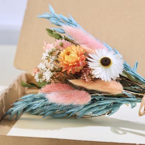 Engelse Wildflower Brievenbus Pastels Gedroogde bloemen Kleurrijk boeket