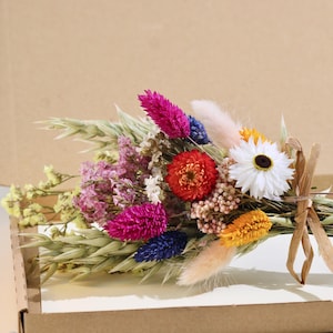 Engelse Wildflower Brievenbus Pastels Gedroogde bloemen Kleurrijk boeket