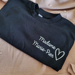 Short-sleeved teacher sweater
