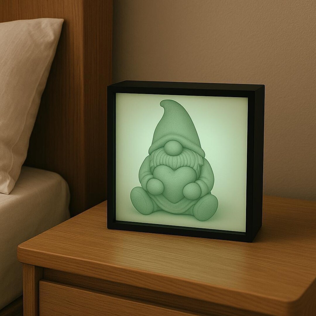 LED Gnome Light | 3D Printed Heart Gnome | 16-color USB Lightbox ...