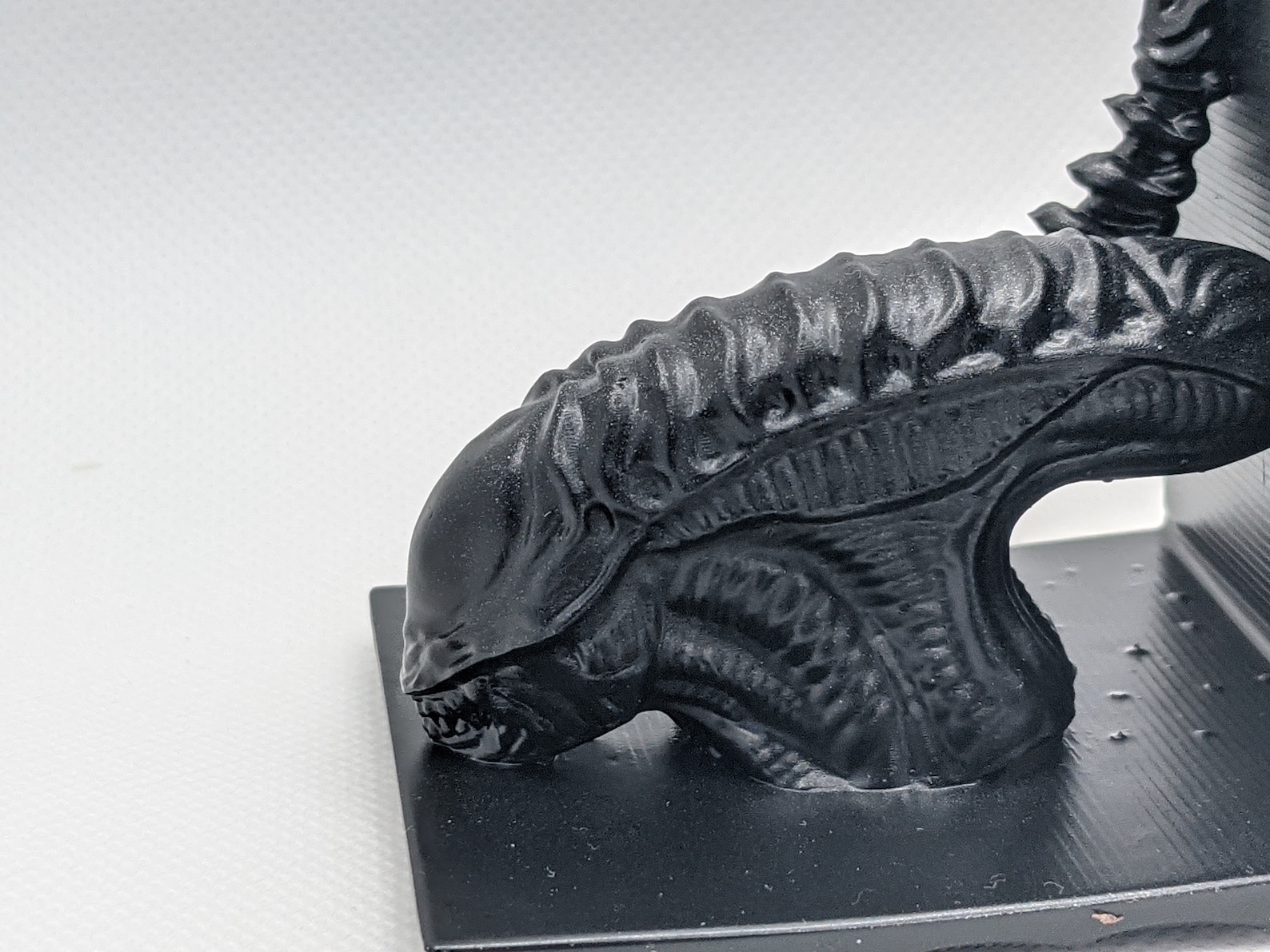 Alien Bookend Xenomorph H.r. Giger Inspired Bookend Handmade Etsy