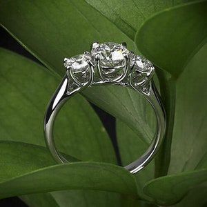 3-Stone Anniversary Moissanite Engagement Ring/925 Sterling Silver/3 Stone Solitaire Promising Ring/Wedding Bridal Ring/Anniversary Gift