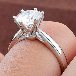 3 CT Round Moissanite Anniversaray Ring 14K White Gold Diamond Ring Solitaire Engagement Ring Anniversary Gift Wedding Gift Ring For Her
