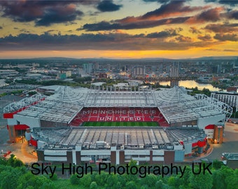 Old Trafford Stadion Sonnenuntergang, Manchester United Stadion Druck, Old Trafford Druck, ManUnited Fußball, Busby Babes, Bobby Charlton, Manchester