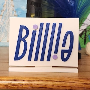 Billlie Standee