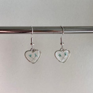 Silver Heart Flower Earrings, Real Pressed Flowers, Custom Dainty Minimalist Resin Earrings, Silver Earrings, Bridesmaids Gift
