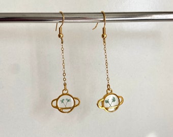 Saturn Planet Flower Dangle Earrings, Real Pressed Flowers, Custom Dainty Minimalist Resin Earrings, Gold Huggies Clip On, Bridesmaids Gift