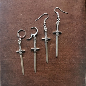 silver sword earrings the book of knights zdjęcie 5