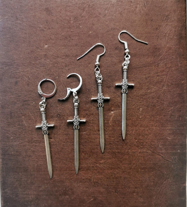 silver sword earrings the book of knights image 5