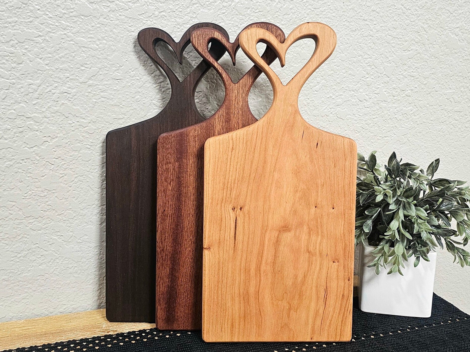 Tagliere In Legno Di Olivello Spinoso Di Alta Qual&agrave; - Durevole