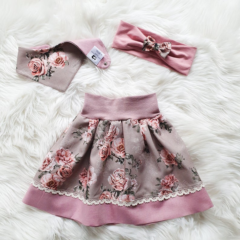 Traditional skirt girls taupe-pink roses with lace Traditional skirt baby Costume for girls Girls skirt with lace Children's skirt image 1