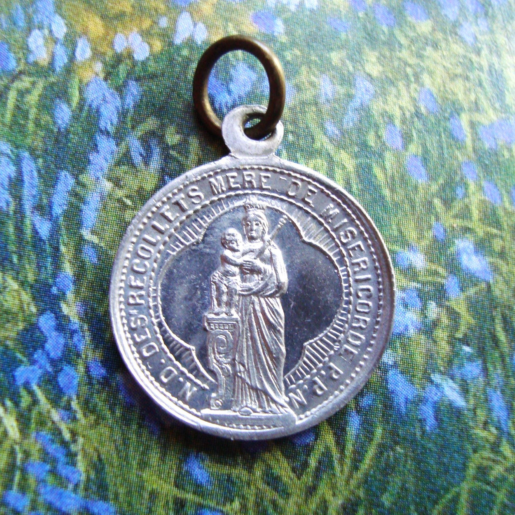 Notre Dame Des Recollets Holy Medal Our Lady Miraculous Statue of ...
