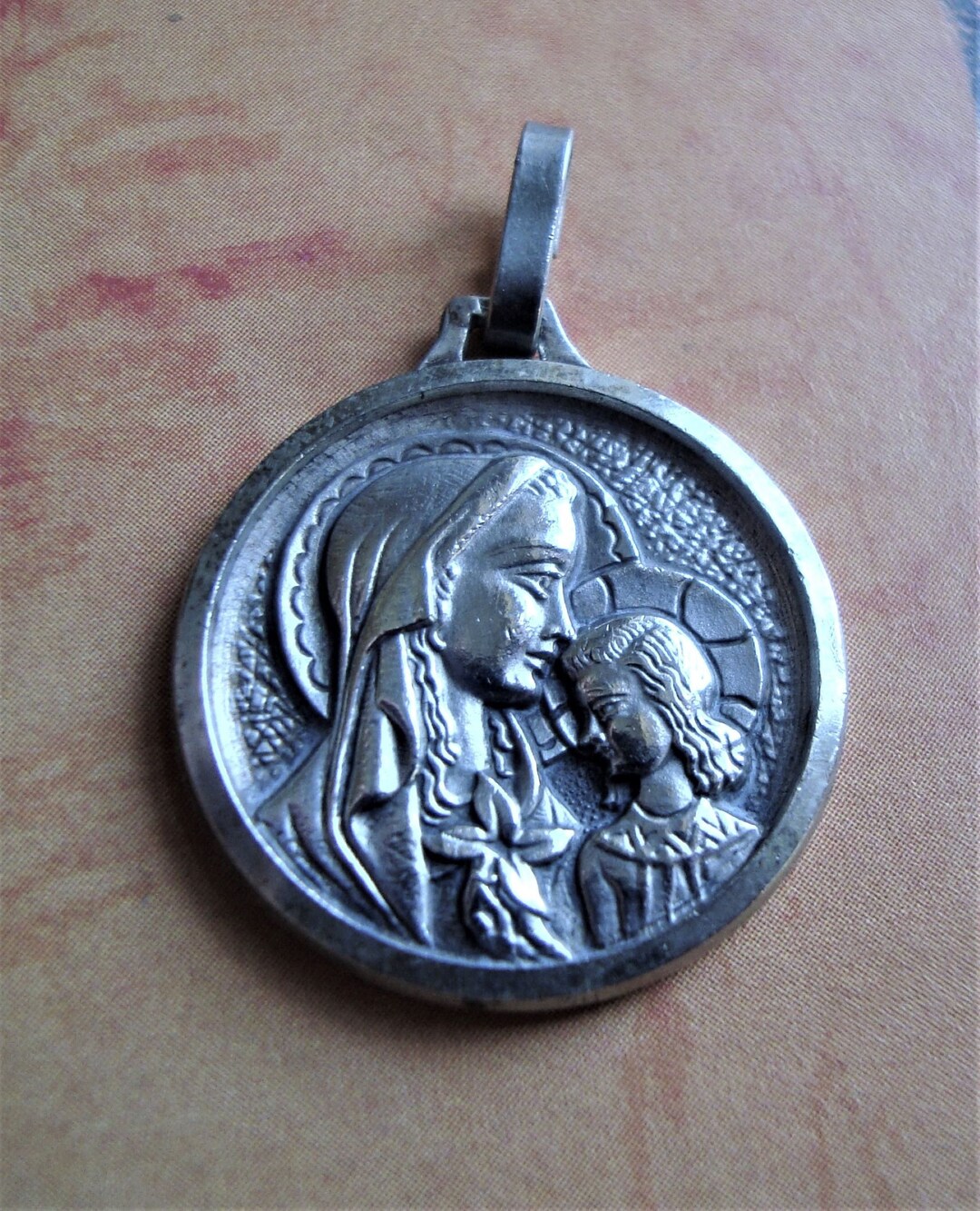 Vintage Madonna and Child Holy Medal Virgin Mary and Jesus - Etsy
