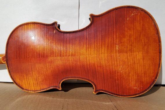 Ton 2024 klar violin