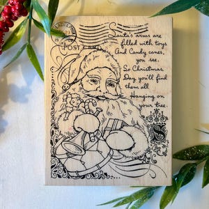 Stampendous R213 « Collage du Père Noël » 5 x 4 po ; Loisirs créatifs de Noël, Père Noël vintage, Tampons de Noël, Tampon de papier cadeau, Emballages de Noël à faire soi-même