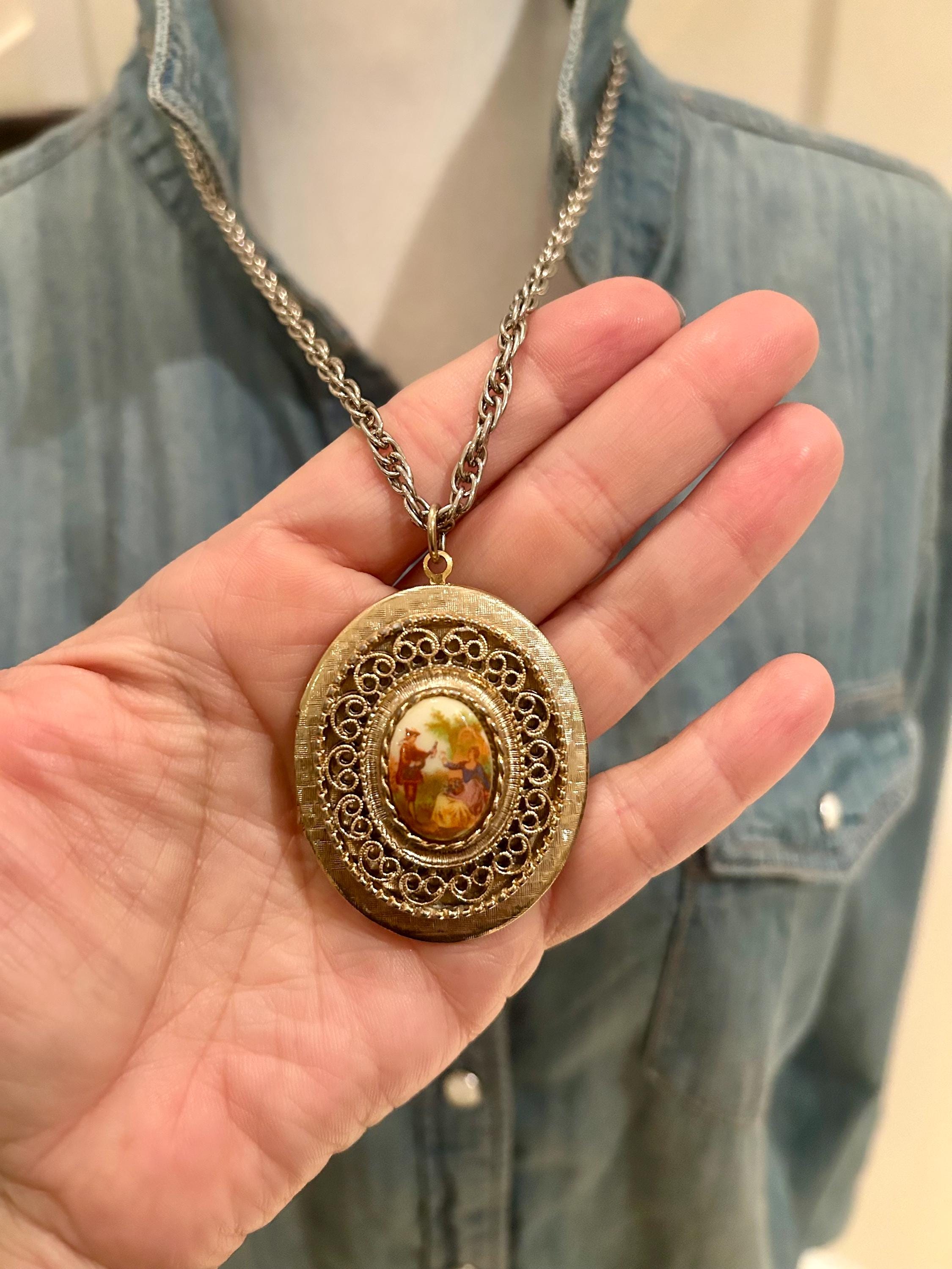 Vintage Locket - Etsy Canada
