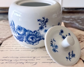 Vintage Sugar Bowl: Rhapsody by Royal Worcester