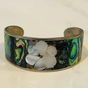 Silver & Shell ALPACA Mexico Cuff Bracelet with Flower Inlay