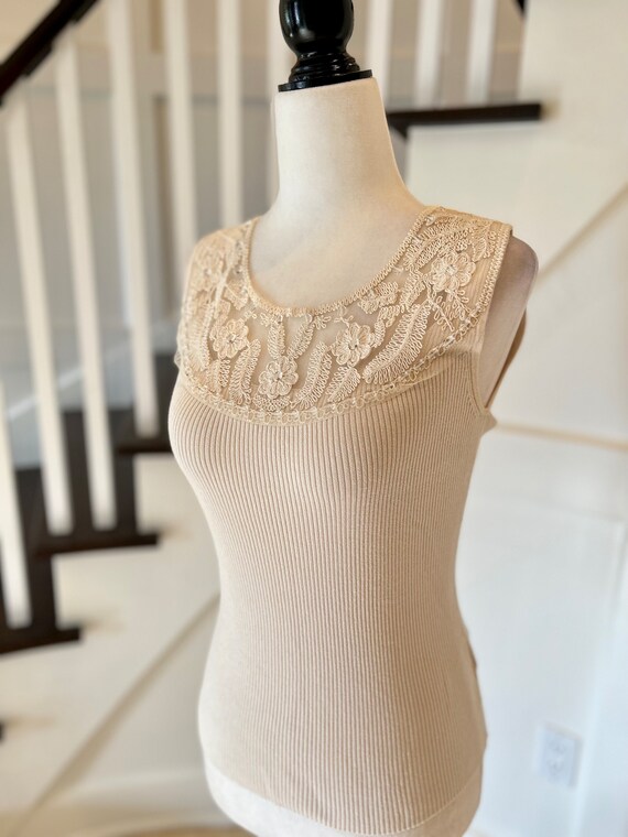 Vintage Ribbed Tank with Lace and Embroidered Nec… - image 6
