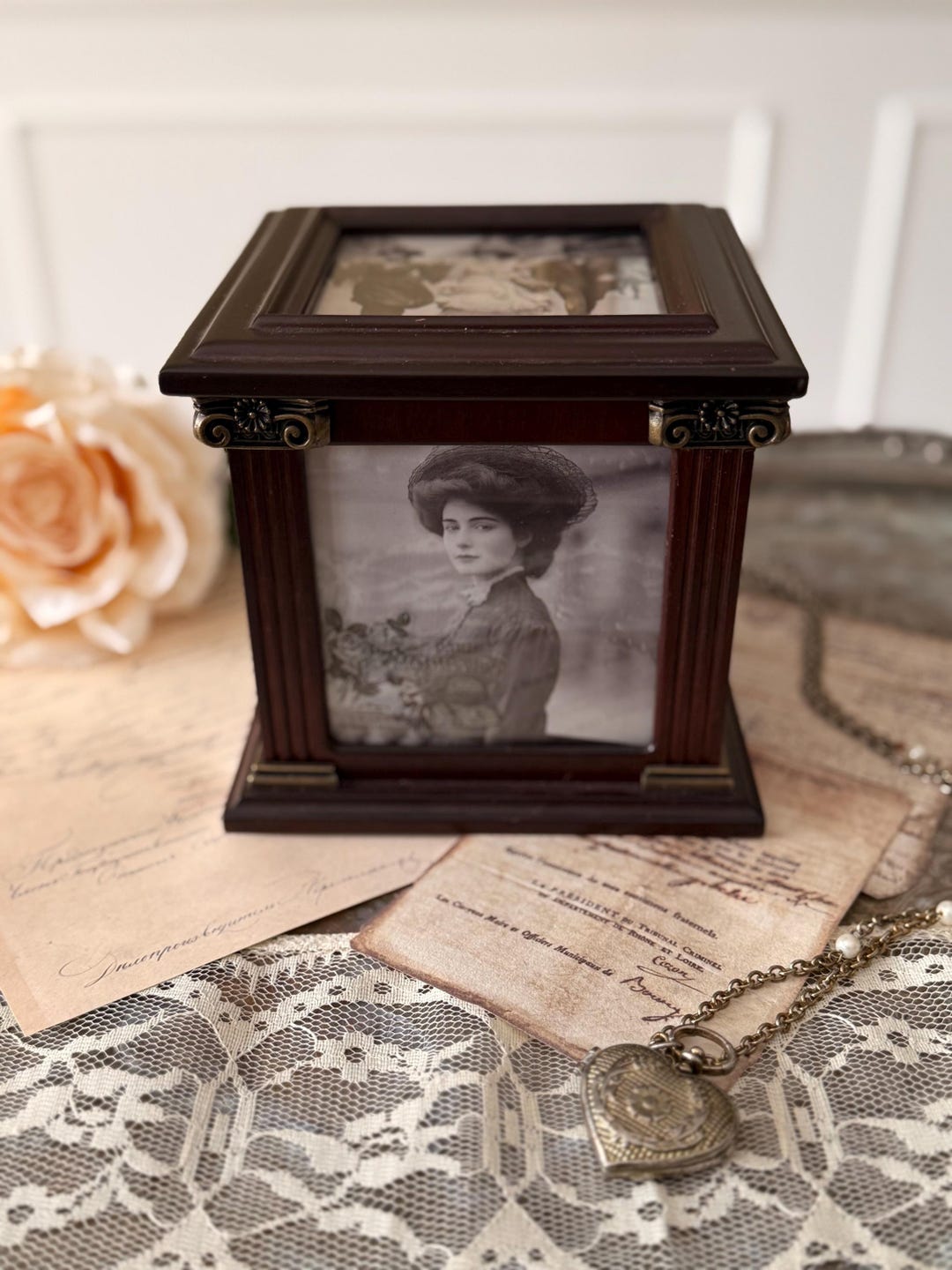 Bombay Photo Keepsake Box: Vintage Memory Box for Letters, Photos, and ...
