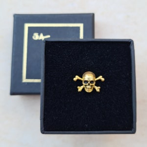 Masonic Lapel Pin - Memento Mori - Jolly Rogers - Scull and Bones