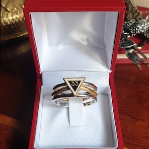 Bague maçonnique - Triangle de 33 degrés pointant vers le bas (925 carats), émail noir et blanc