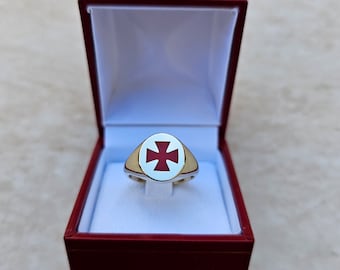 Knight Templar Masonic Ring - 10K Gold with Enamel