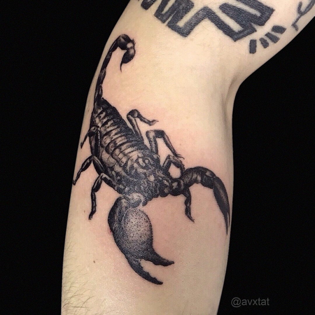 Bogenschütze und Dämonen. Einzigartiges Tattoo Design nur für Etsy