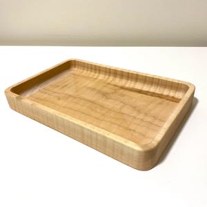Curly Maple Figured Valet Tray, 5 1/4&quot; x 8&quot; (13.3 x 20.3 cm) // Modern Solid Hardwood Catchall Tray, Desk Organizer, and Home Decor