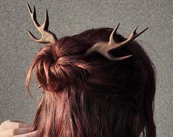 Deer antlers hairpin, set of two handmade wooden hair fork, walnut hair accessory, wedding hair accessories