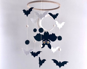 Felt Bat Baby Mobile: Halloween Nursery Decor