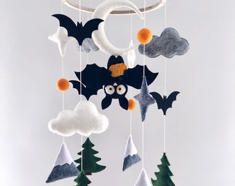Felt Bat Baby Mobile: Halloween Nursery Decor