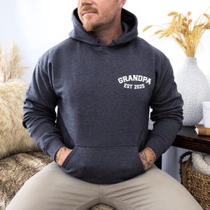 Custom Grandpa Hoodie, Grandpa Est Hoodie, Fathers Day Hoodie, Grandfather Jumper, Grandad Gifts, Grandpa Birthday, Grandpa To Be, Papa Top
