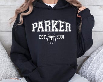 Parker 2001 Crewneck-huvtröja, Pullover-tröja, Parker VARSITY Unisex-huvtröja, Peter Parker, Spider-Man, Parker Spiderman, Jul