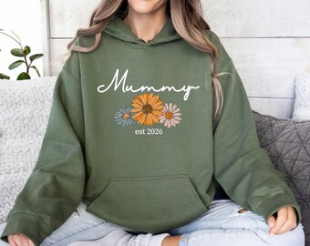 Benutzerdefinierte Blumen Mumie Hoodie, personalisierte Mama, neue Mutter Geschenk, Mama Geburtstagsgeschenk, Mama zu sein, neue Mama Top, Muttertagsgeschenk