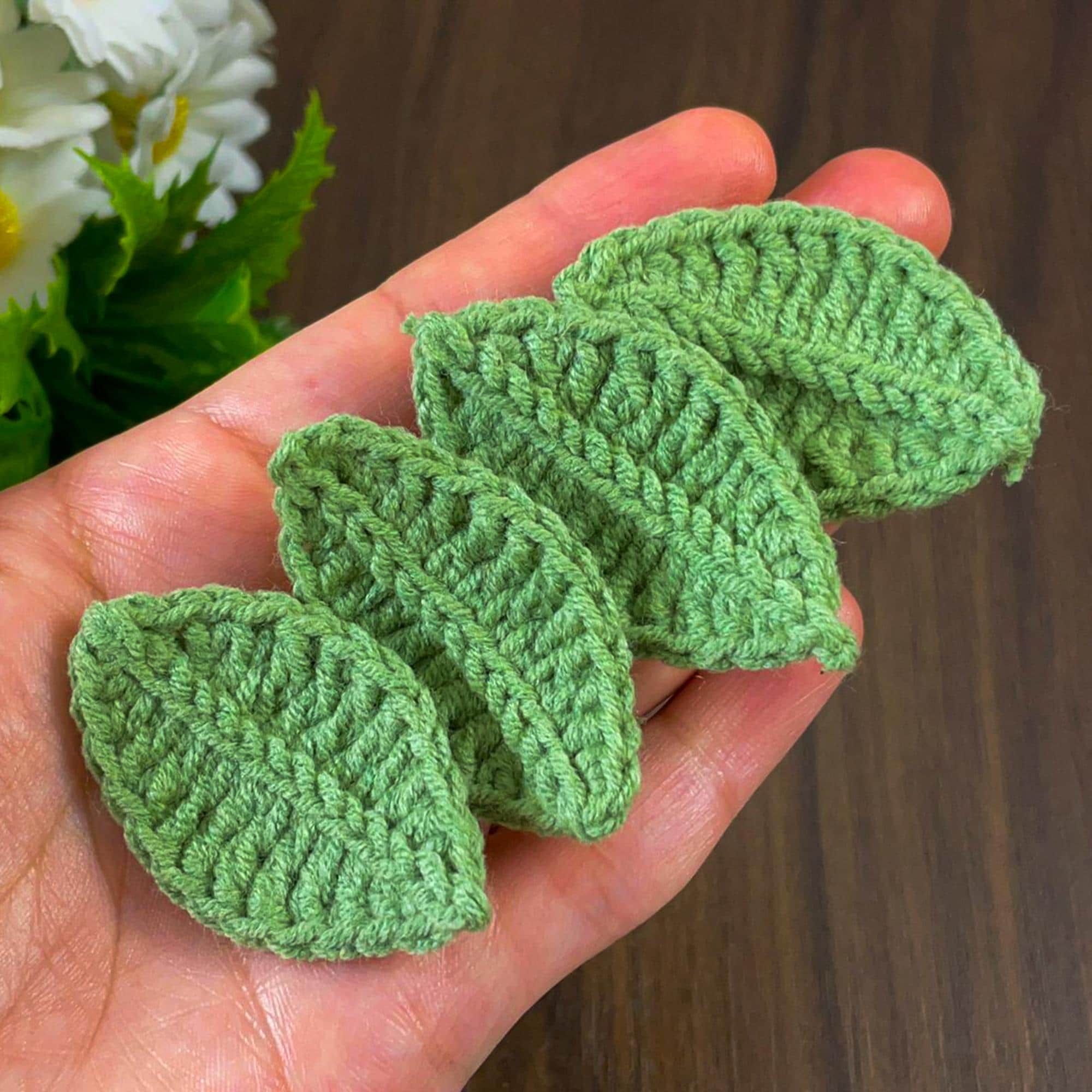 Realistic 3D Leaf Applique Pattern