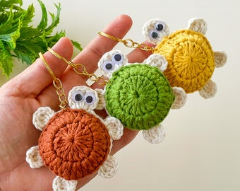 Crochet Turtle Keychain Pattern PDF – Easy Beginner Amigurumi Tutorial
