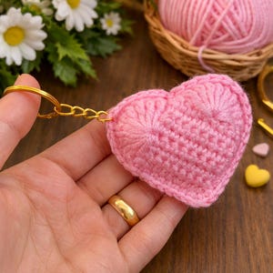 Valentine Crochet Heart Keychain Pattern PDF, Amigurumi Key Ring Tutorial for Gifts