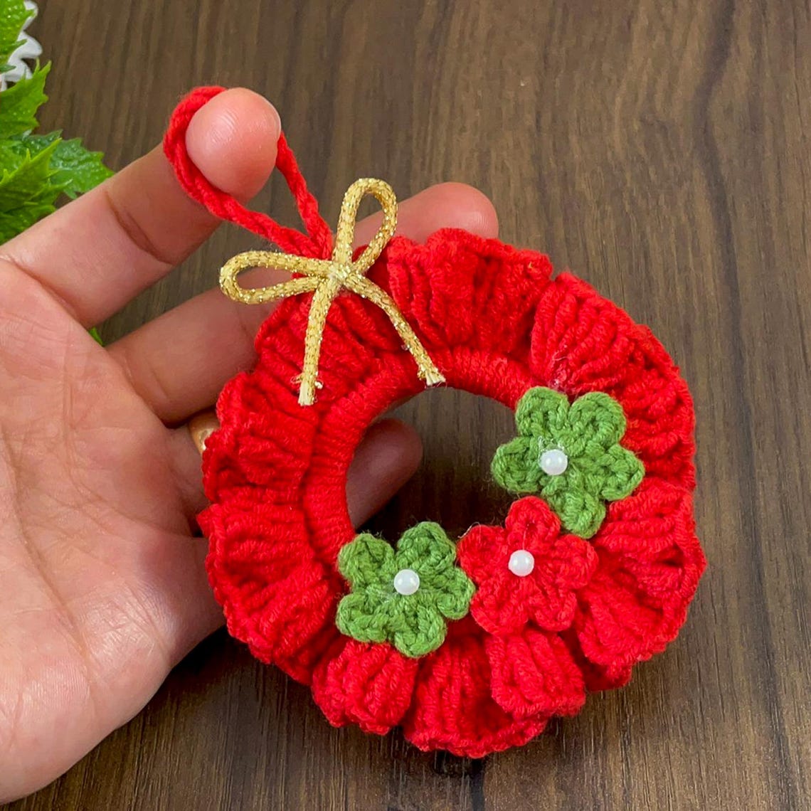 Crochet Ruffled Flower Wreath Pattern, DIY Red Christmas Ornament PDF ...