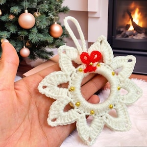 Christmas Crochet Star  and Wreath Pattern - Christmas Decoration & Holiday Ornament - Christmas Tree Decor for Beginners