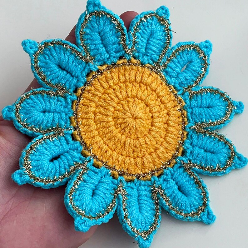 Crochet Flower Coaster Pattern PDF, Blue Petal Mug Rug Design, Handmade Cup Mat Tutorial, English & German image 16