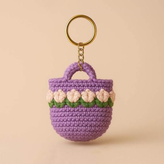 Floral Crochet Bag Keychain PDF Pattern – Mini Flower Purse Keyring Tutorial – Cute Handmade DIY Charm Digital Download