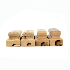 Arricciacapelli in legno a forma di T per cappelli in feltro di lana