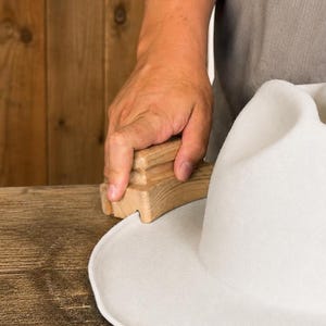 Hoedenrandkruller voor fedora-, ketelrand- en sombrerohoeden